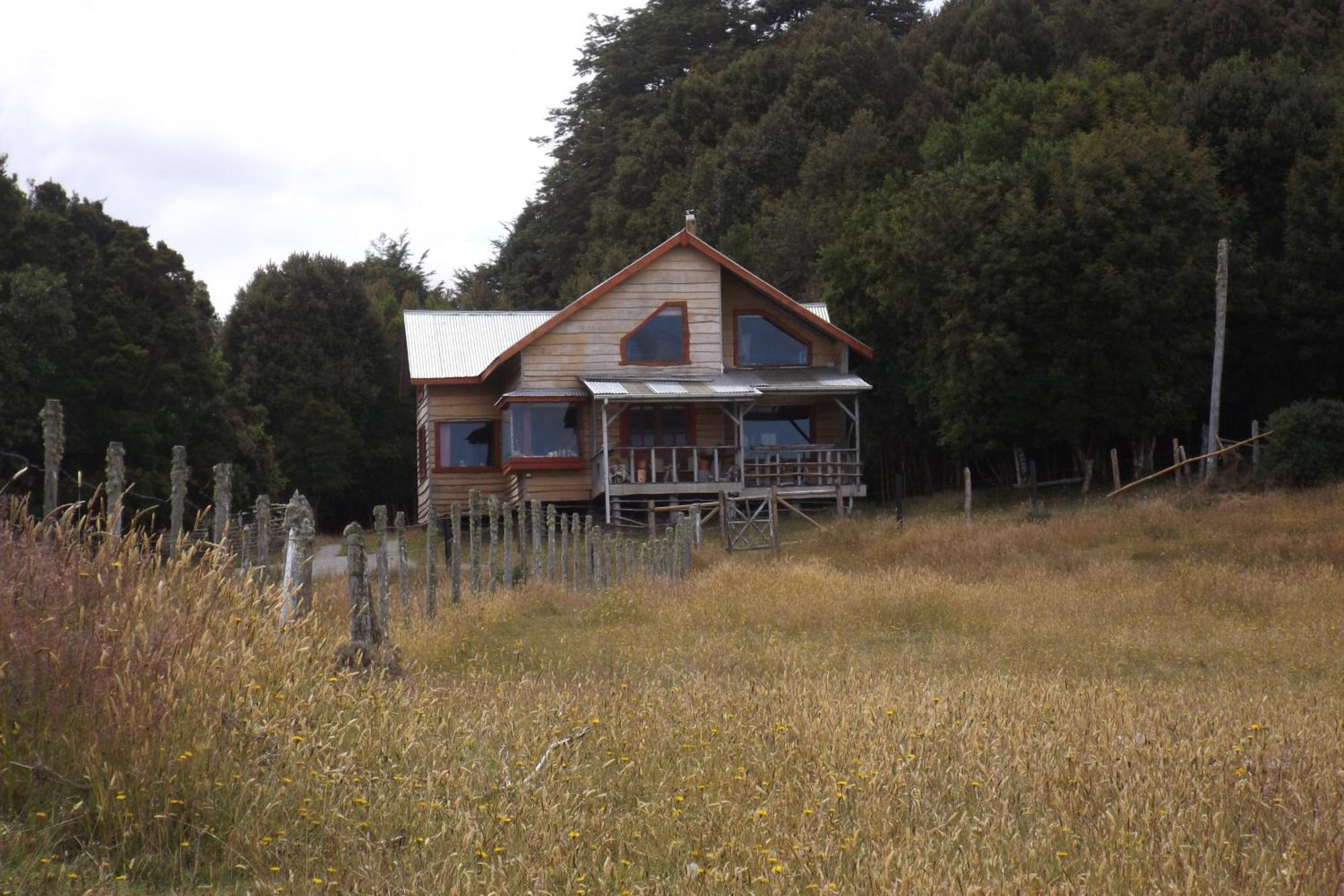 Hostal Karukinka Chonchi Exterior foto